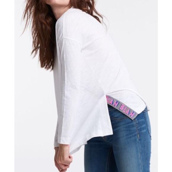 Lisa Todd White Embroidered "Blah Blah" Long Sleeve V-Neck Top Women's Small - Picture 1 of 12